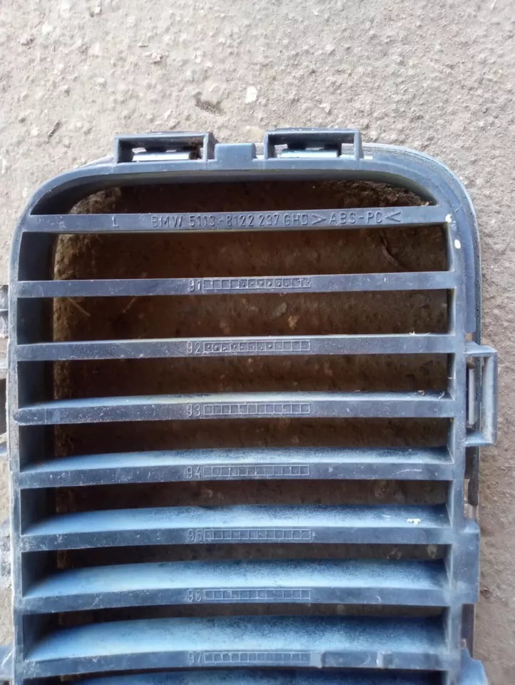 BMW Radiator Right Front Grill Black and Chrome E36 51138122237 OEM